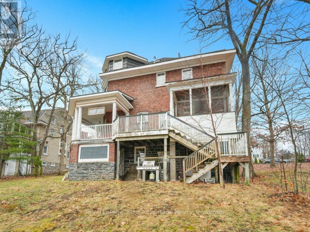 20 Belvedere Avenue, Parry Sound