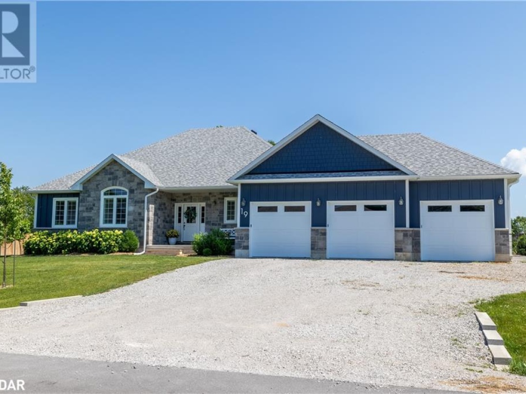 19 CHESLOCK Crescent, 