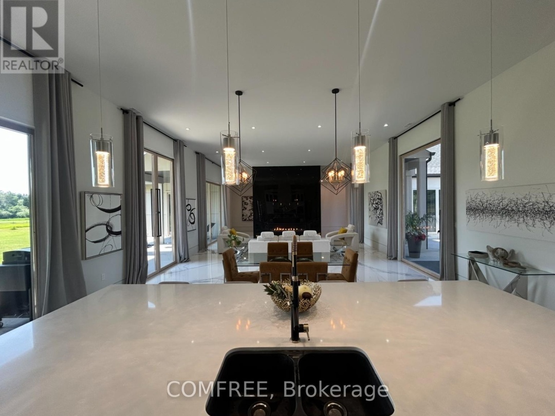 4252 BURNSIDE LINE, 