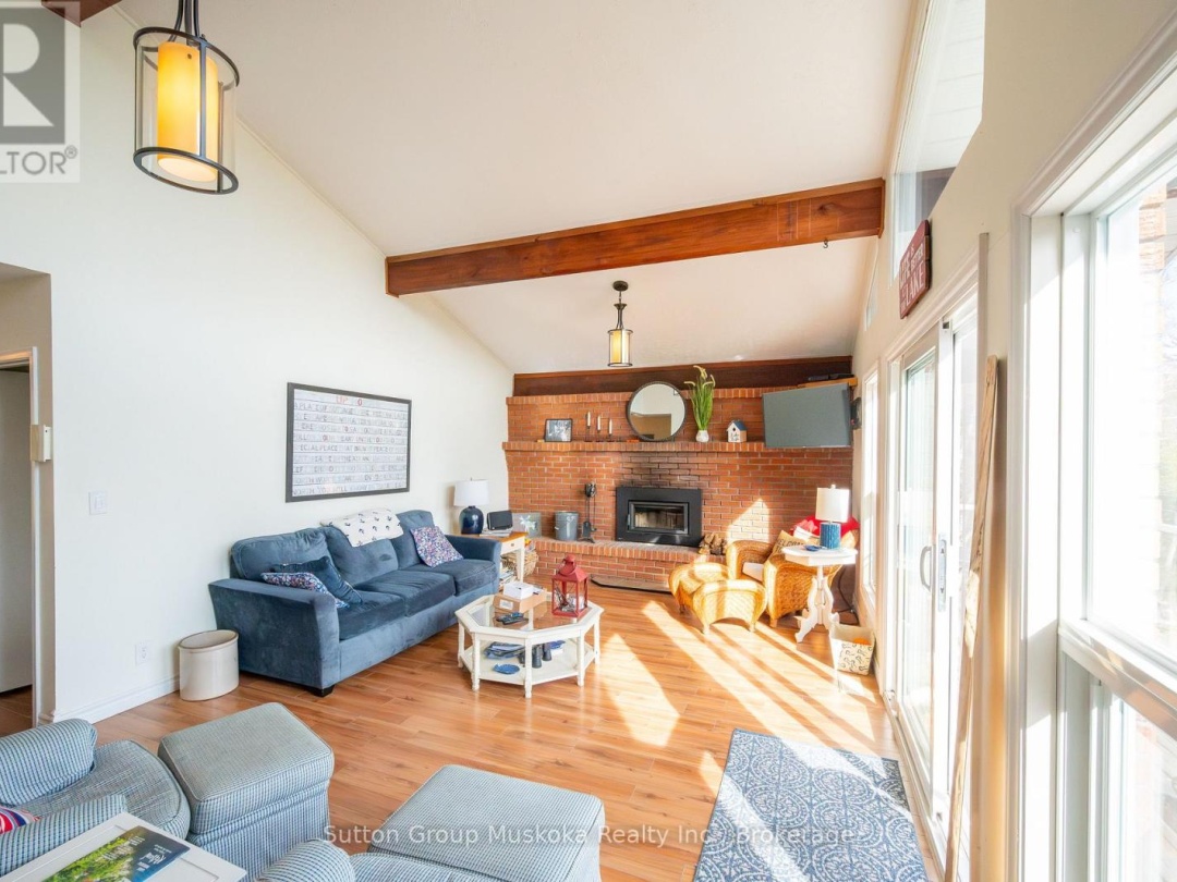 562 AND 568 EAST WASEOSA LAKE ROAD, 