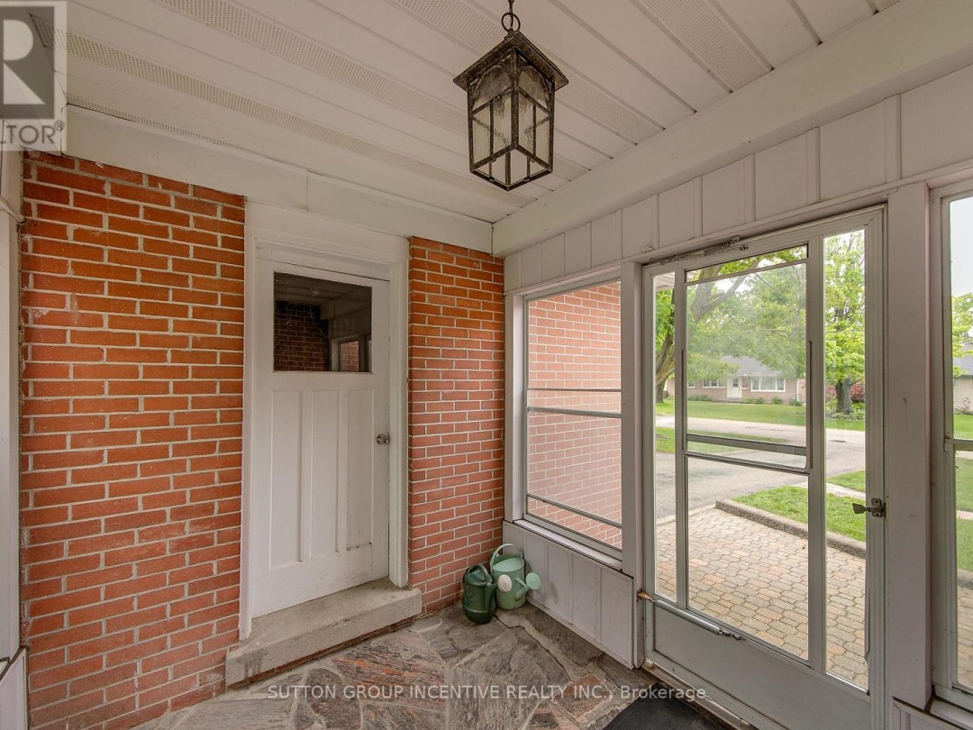 56 Dalton Crescent S, Orillia