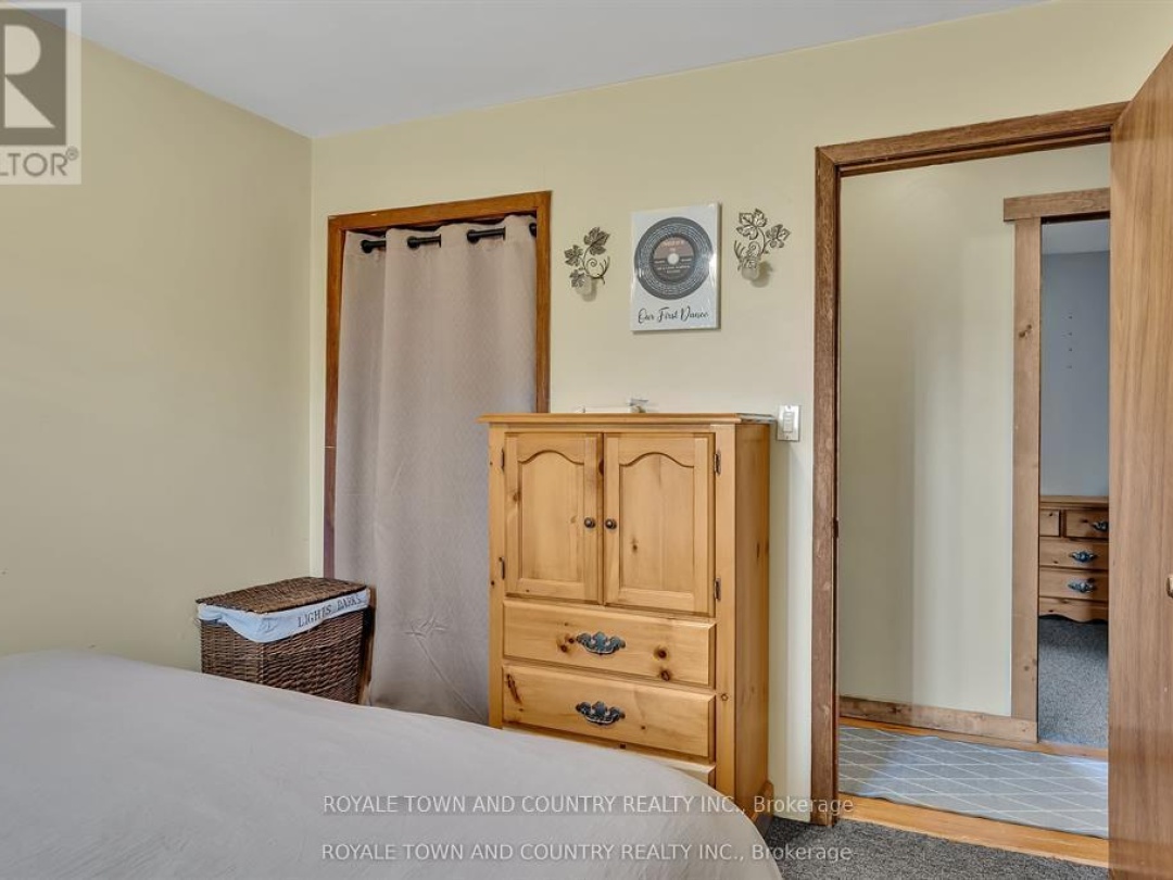 1042 TWEED DRIVE, 