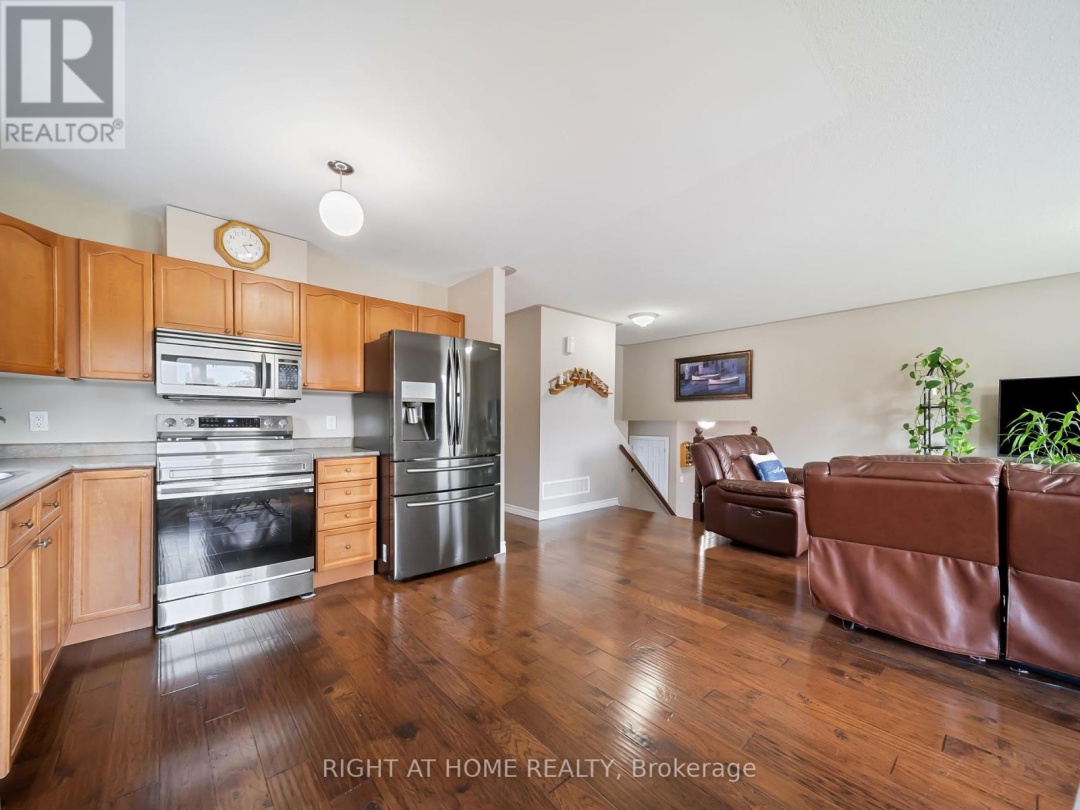 401 GRENVILLE AVENUE, 