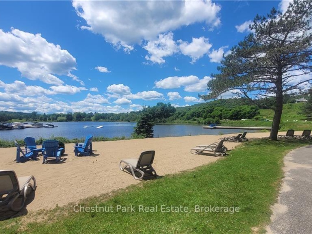 316 25 Pen Lake Point Road, Peninsula Lake