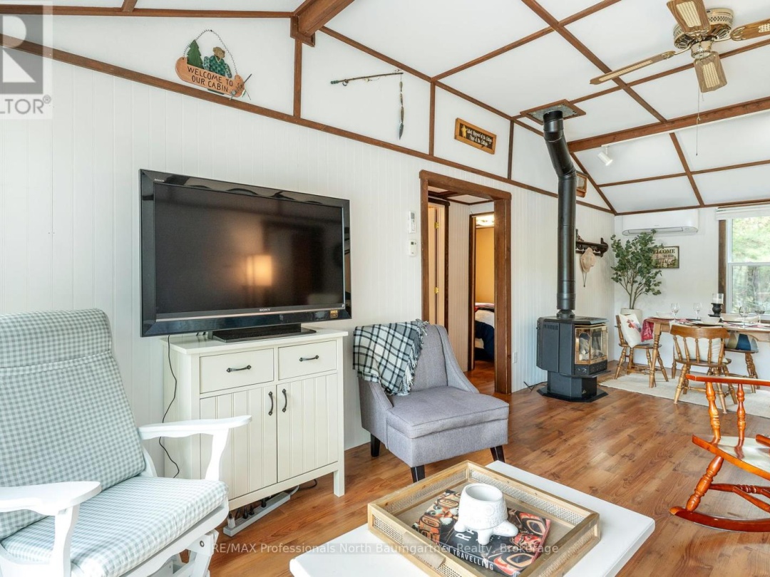 1004 Wilson Heights Trail, Haliburton Lake