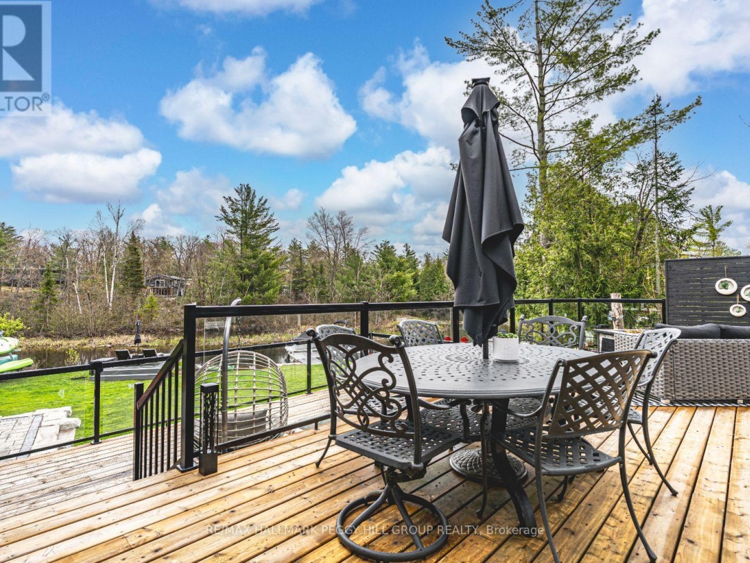 7952 Park Lane Crescent, Black Lake