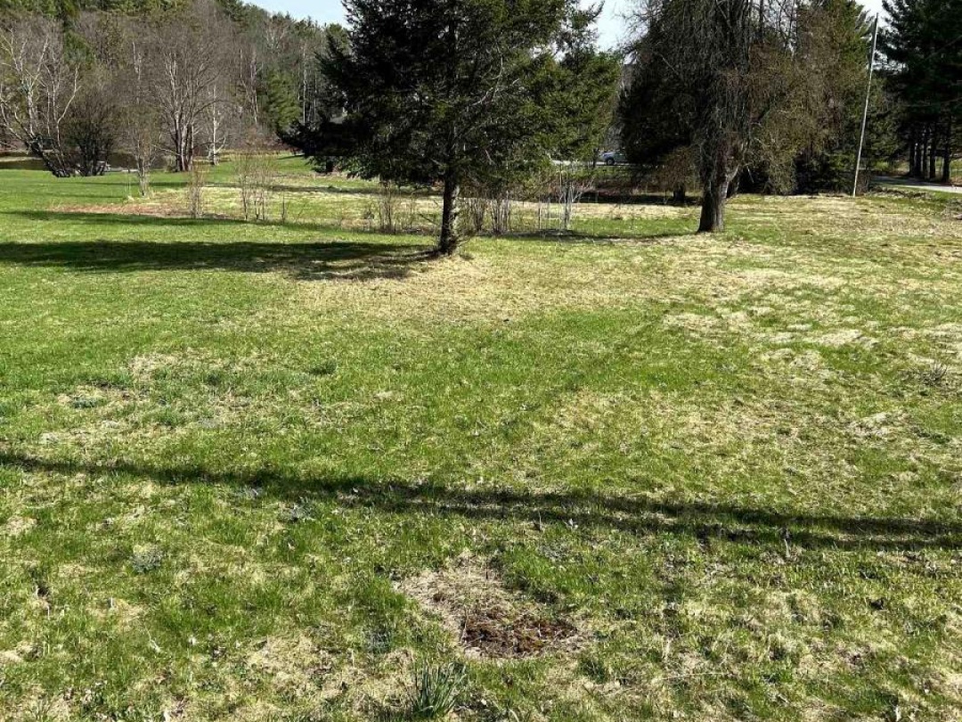 63 Pineridge Drive, McDougall