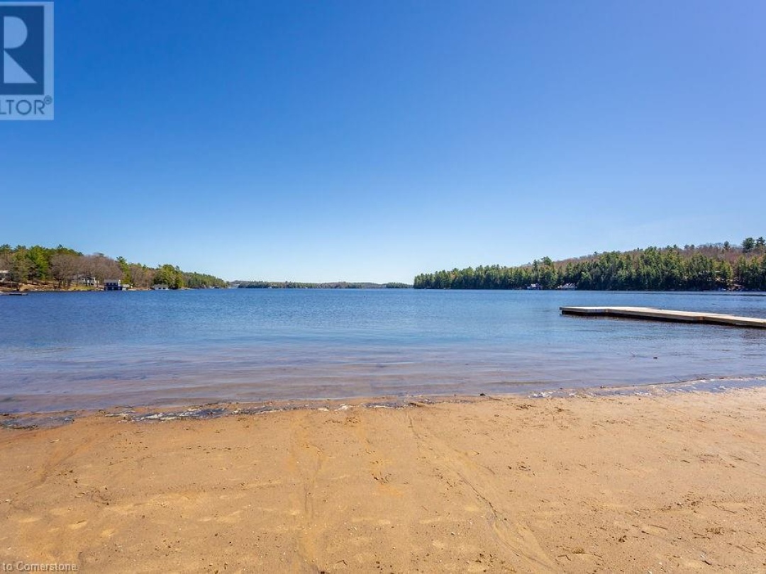 1869 Muskoka 118 Road W Unit# Btv 105, Lake Muskoka