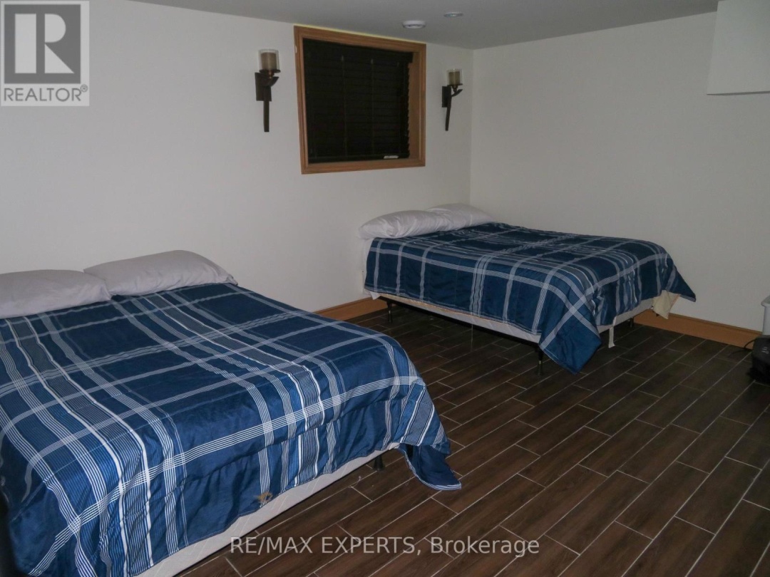 3771 HARRY'S LANE, 