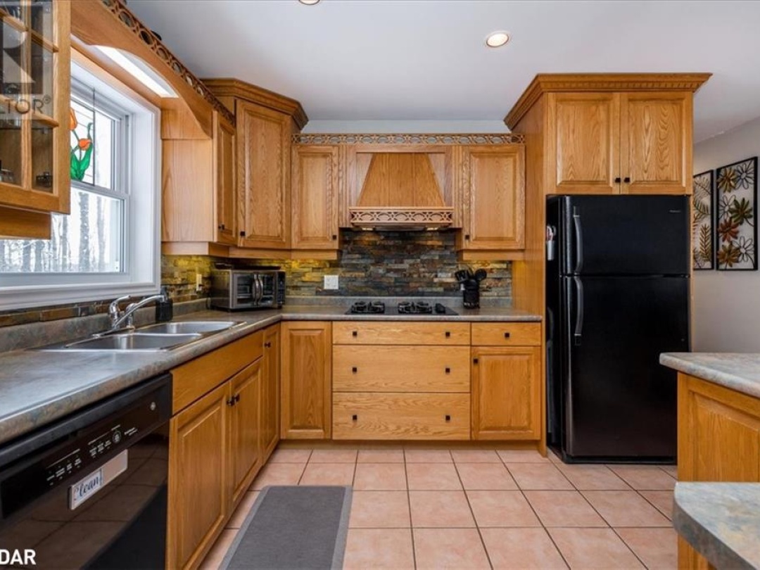 5 Snowshoe Trail, Moonstone