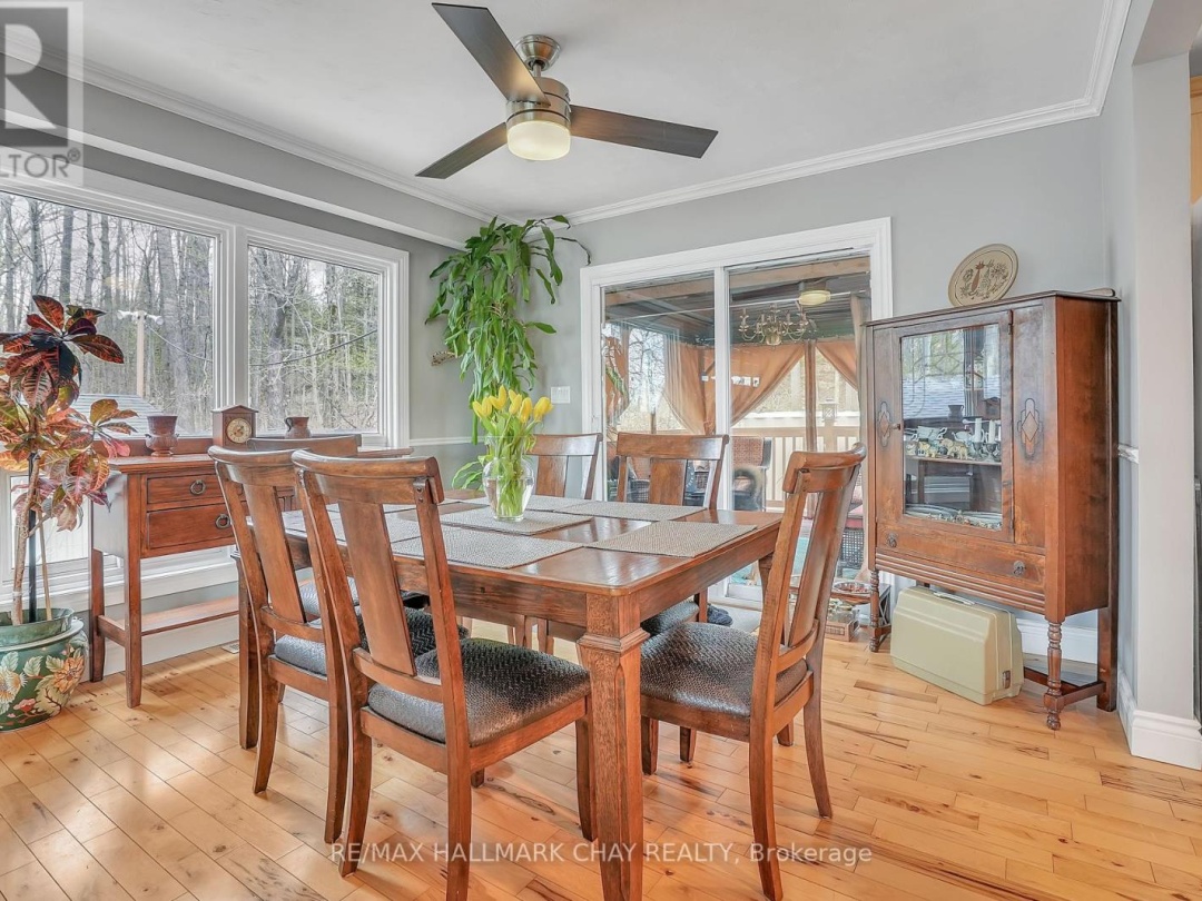 138 Lake Dalrymple Road, Dalrymple Lake