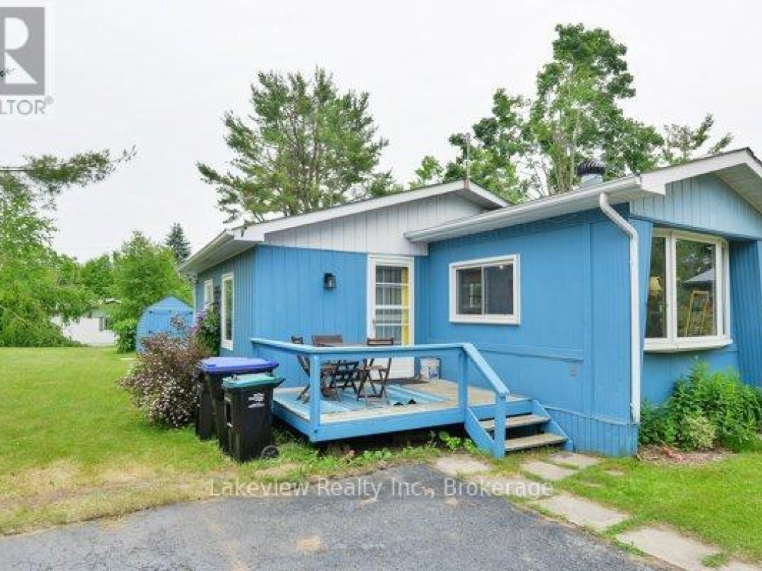 17 MONTGREENAN DRIVE, 