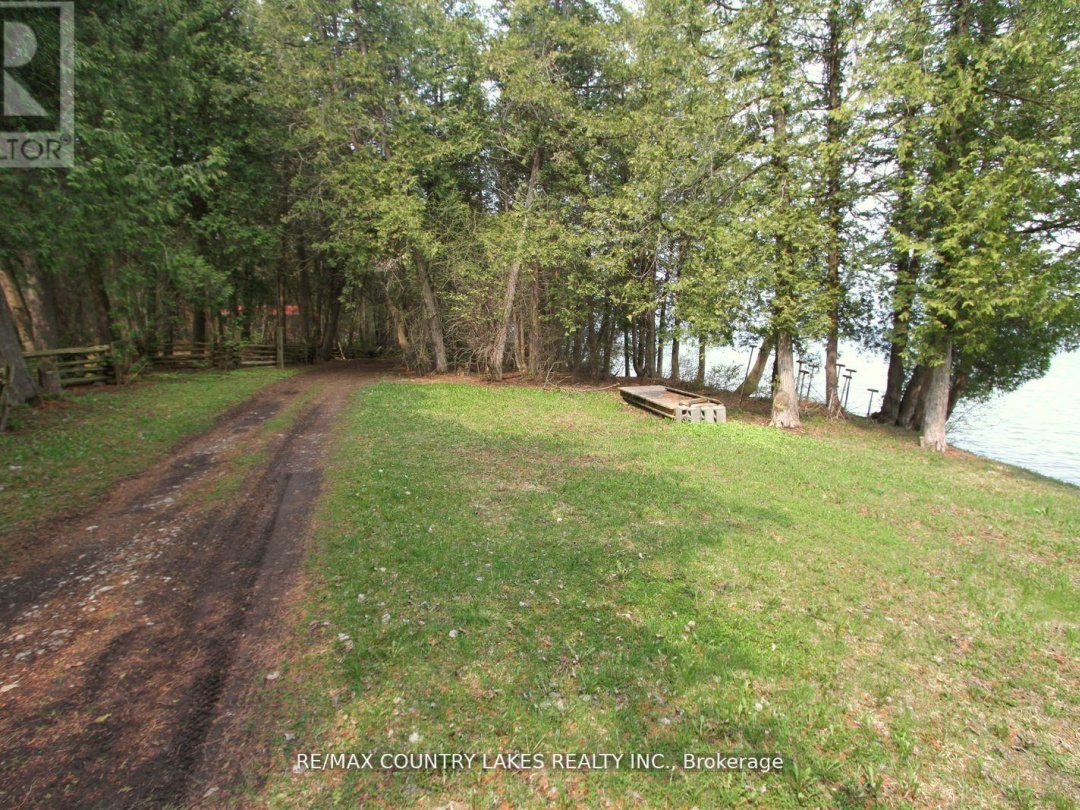 B40440 SHORE ROAD, Lake Simcoe