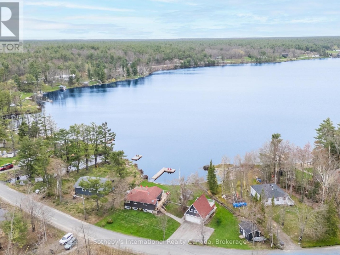 1041 Conservation Road, Doe Lake