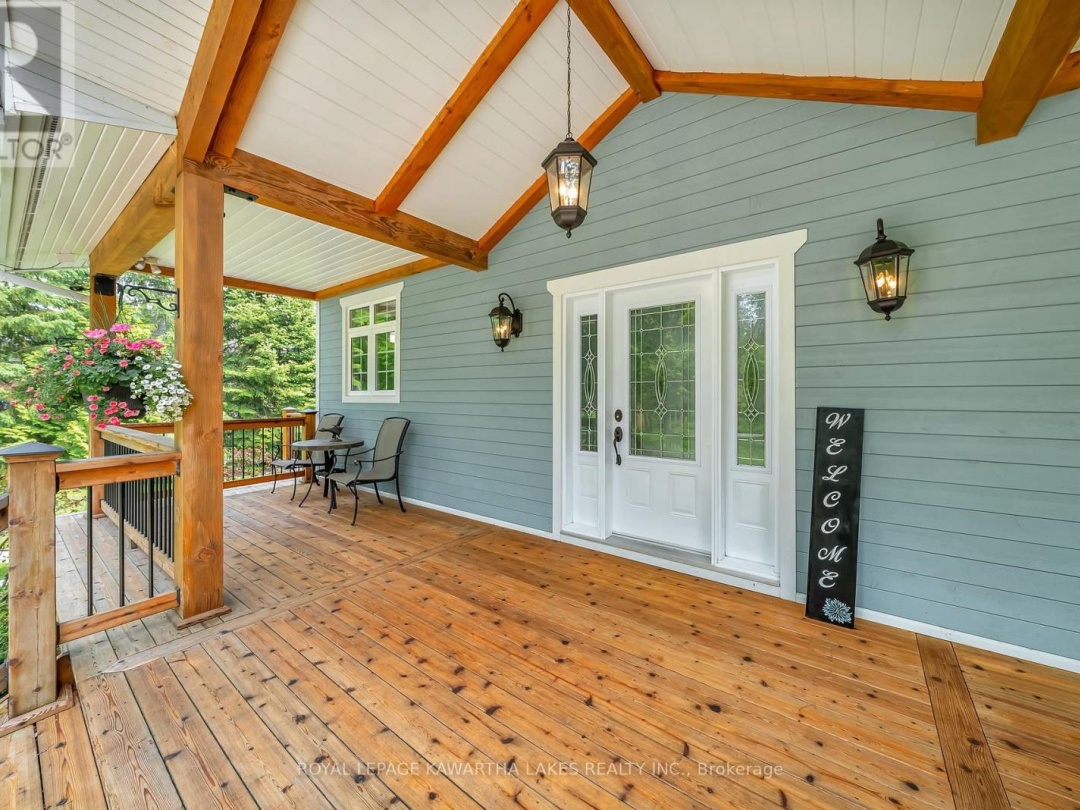 1484 COUNTY ROAD 8, 