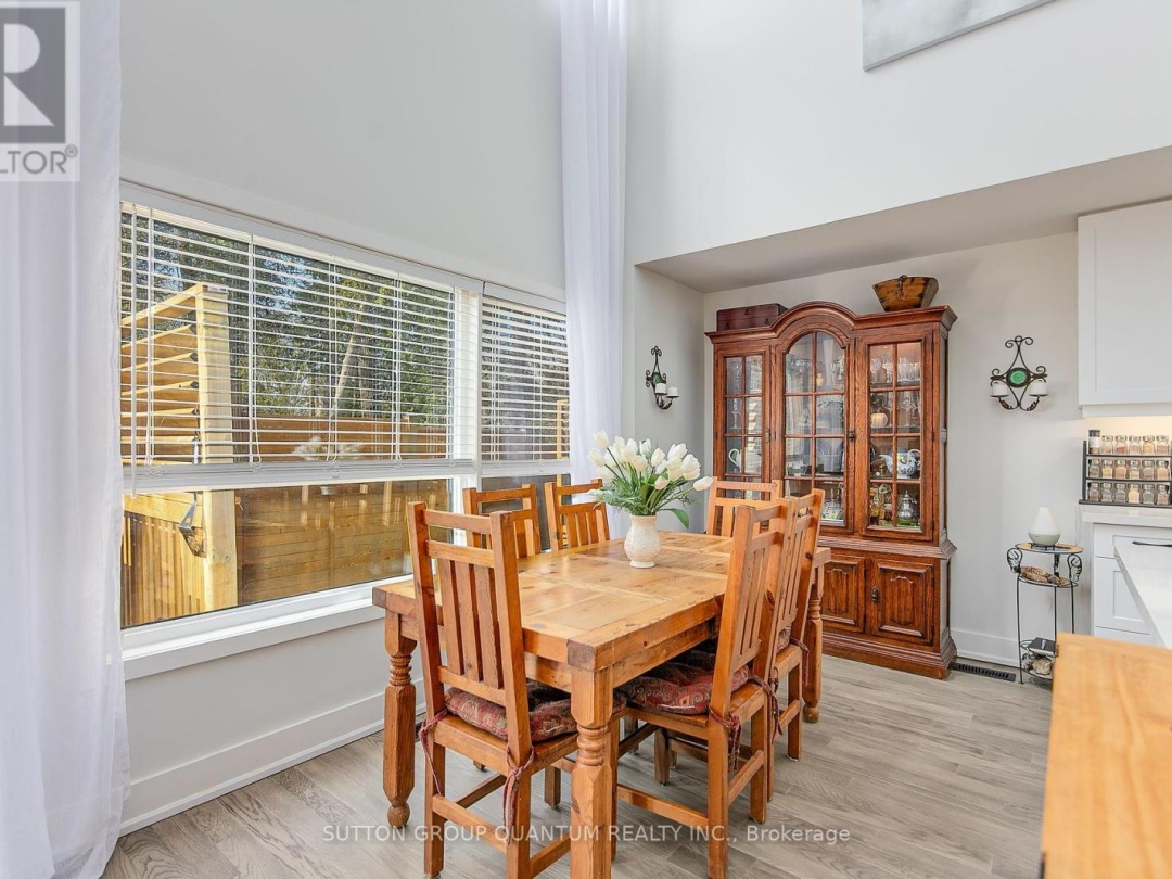 35 RUBY CRESCENT, Lake Simcoe