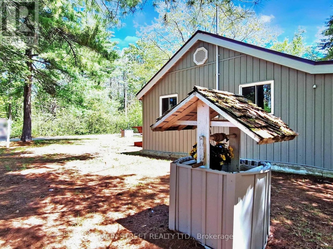 2 Ceadarhurst Avenue, Sturgeon Lake