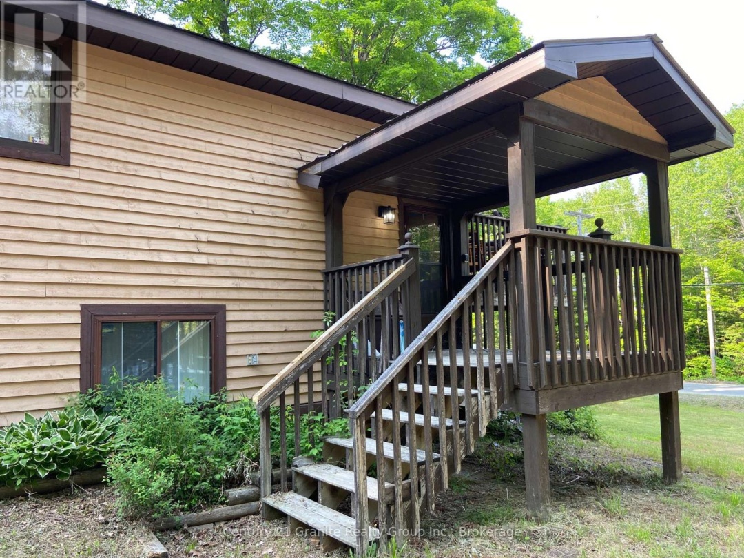 1549 TRAPPERS TRAIL ROAD, 