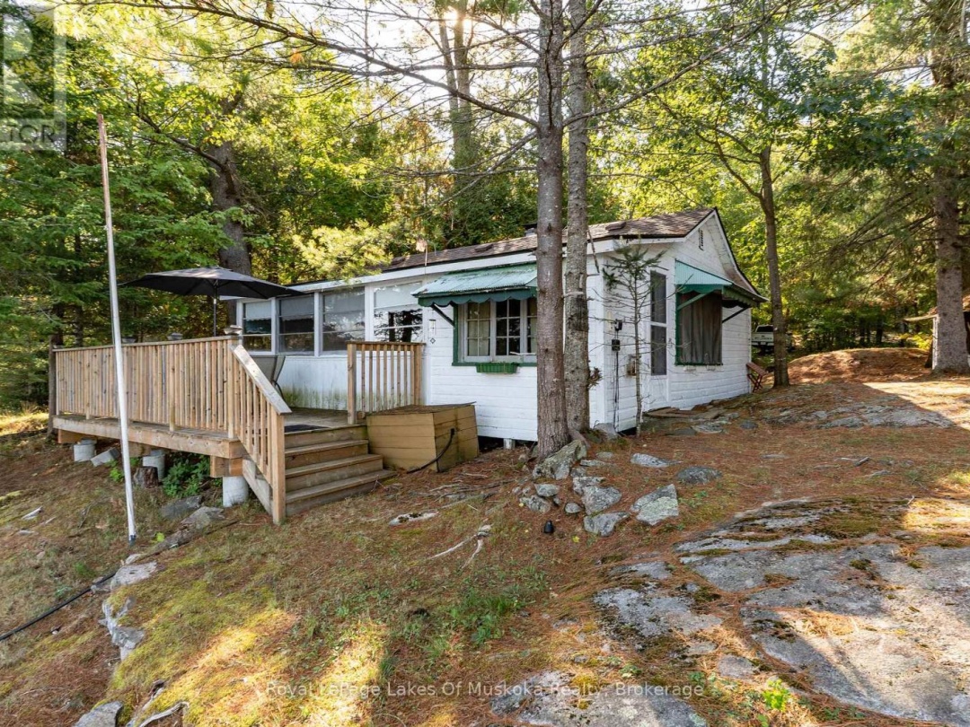 1010 TARA LANE, Morrison Lake