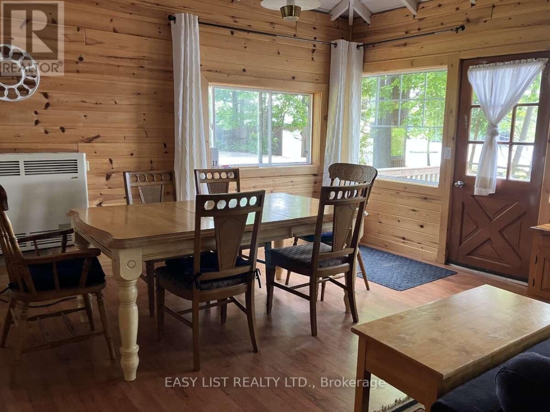 1045 REYNOLDS ROAD, Horseshoe Lake