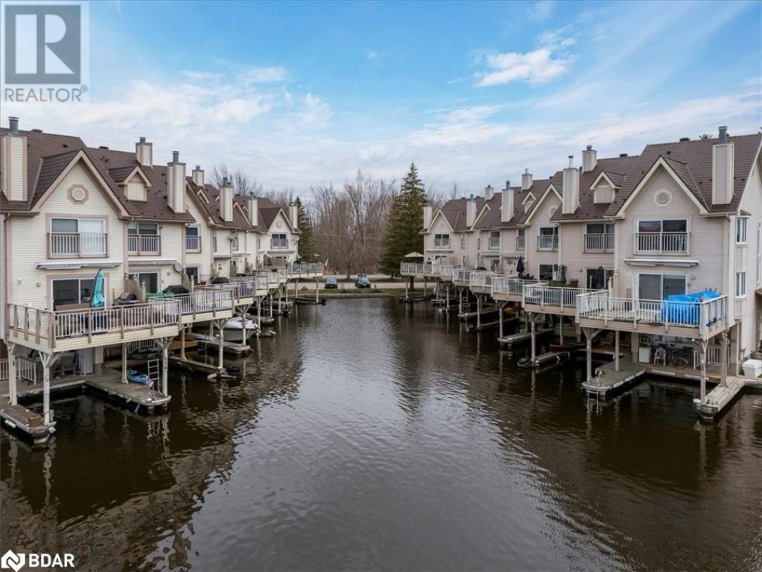 100 Laguna Pky Parkway Unit# 8, Lake Simcoe