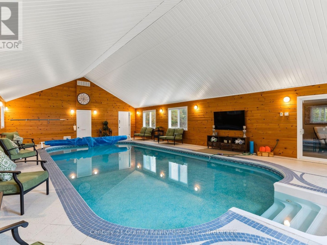 1754 HORSESHOE LAKE ROAD, 