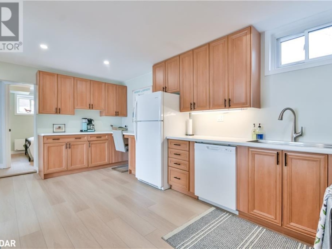 644 Mississaga Street W, Orillia