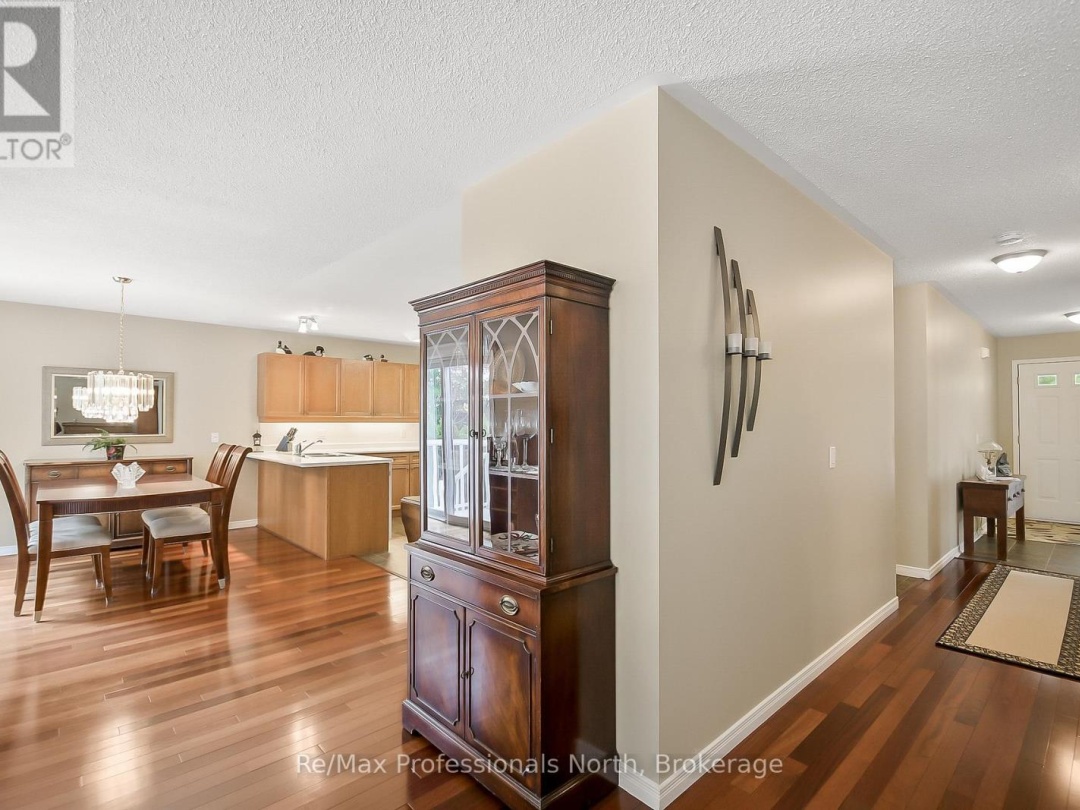 15 PINERIDGE GATE, 