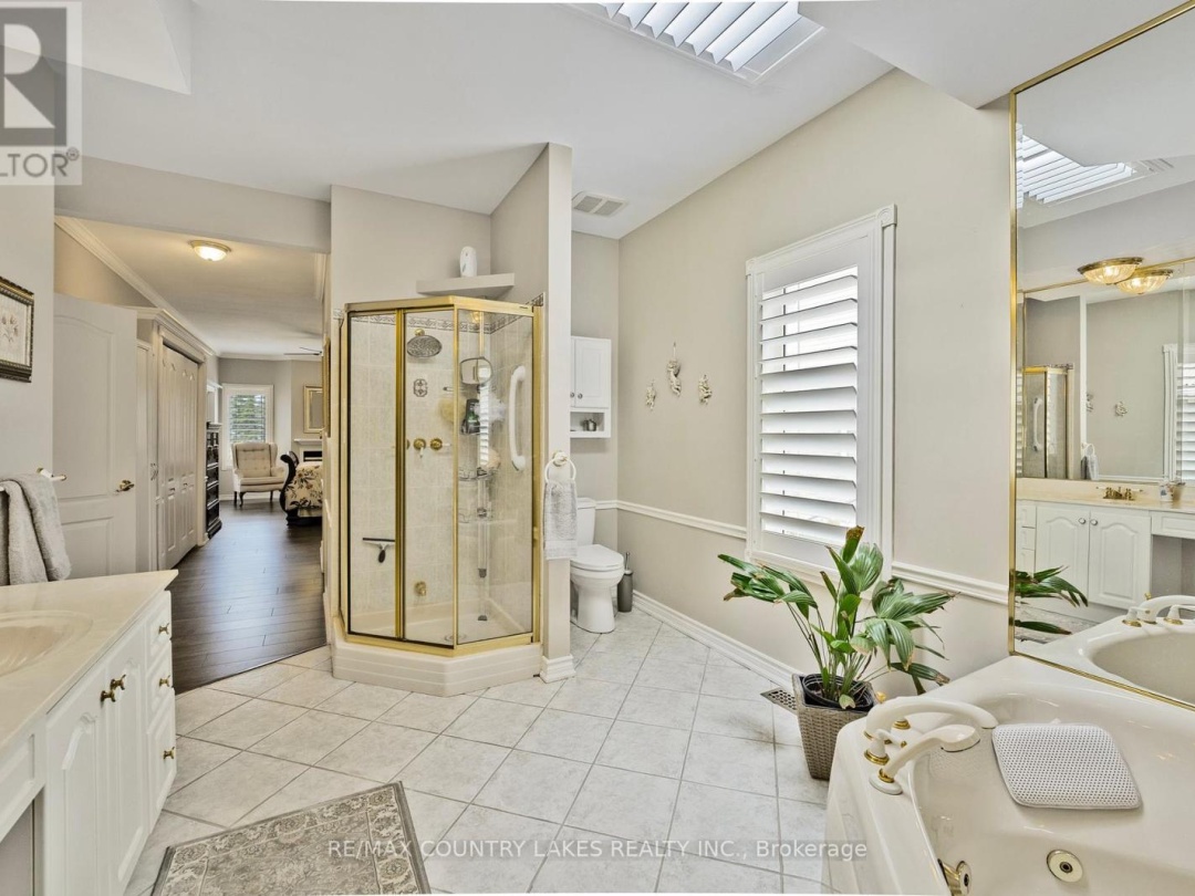 50 Laguna Parkway, Lake Simcoe