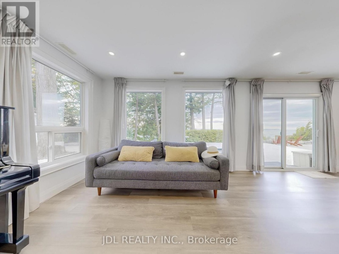 25220 Maple Beach Road, Lake Simcoe