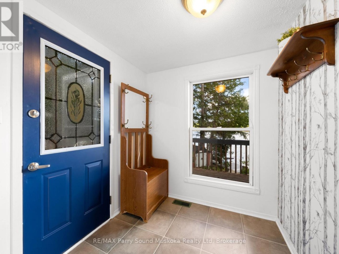 13 Shady Lane, Otter Lake