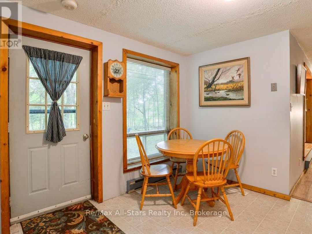 1386 SOUTH PORTAGE ROAD, 