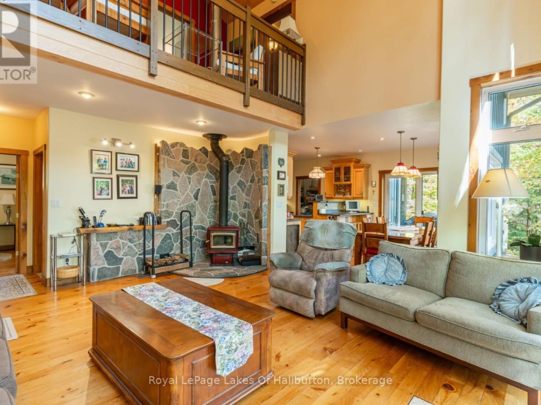 48 RUSSELL DRIVE, White Lake