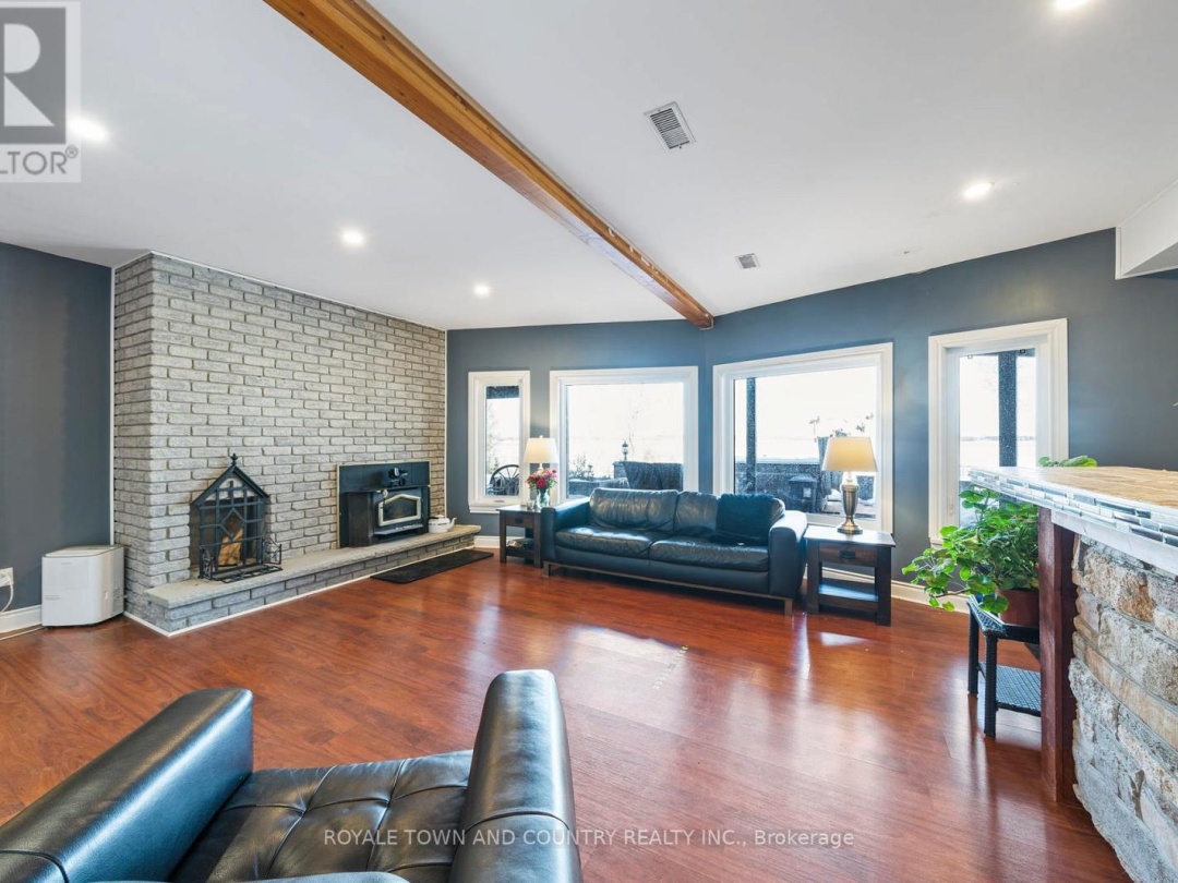 151 Peller Court, Pigeon Lake