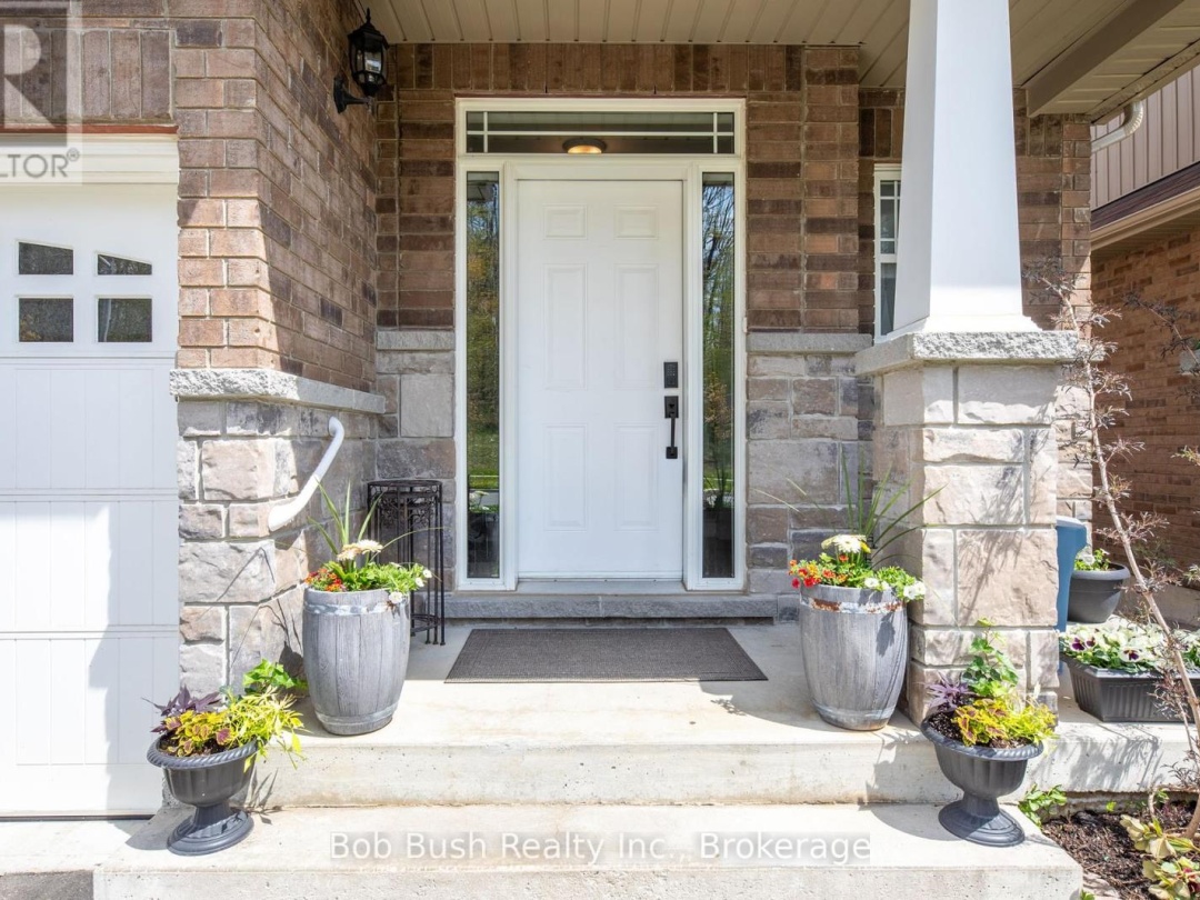 3067 Monarch Drive, Orillia