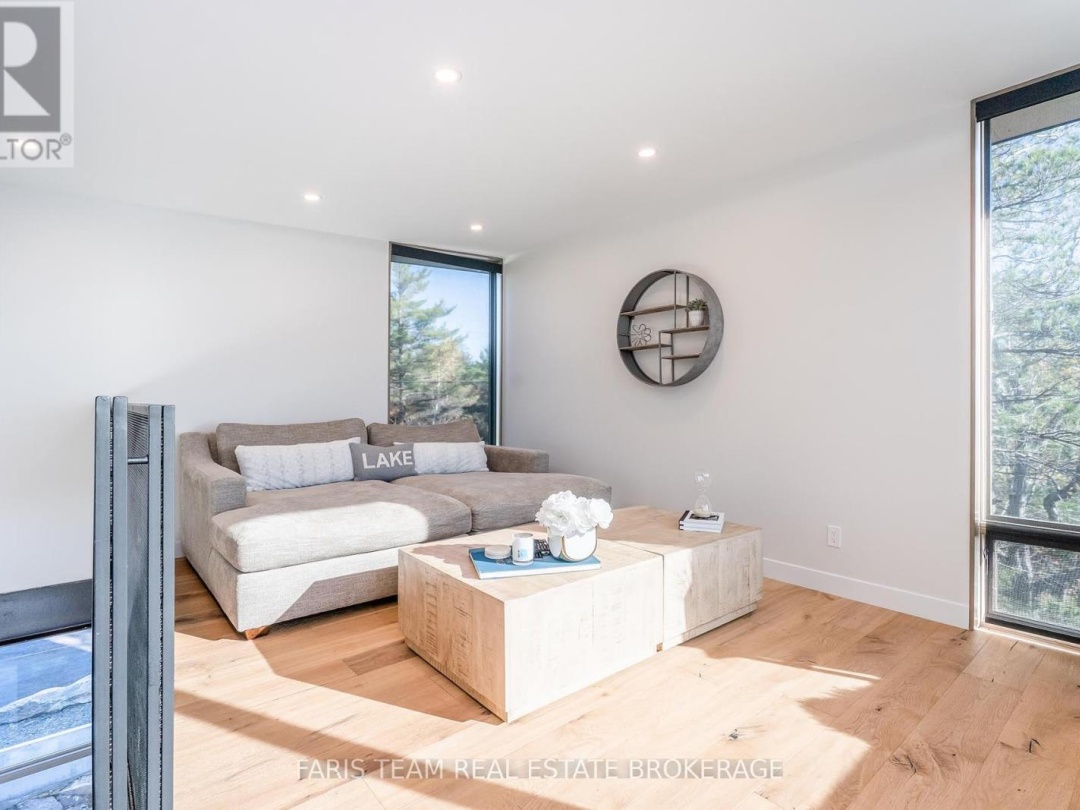 3886 EAST SHORE ROAD, 