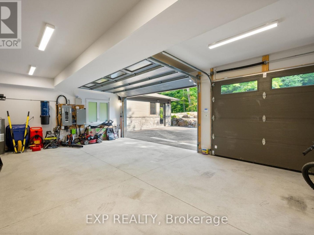 124 Claren Crescent, Lake Vernon