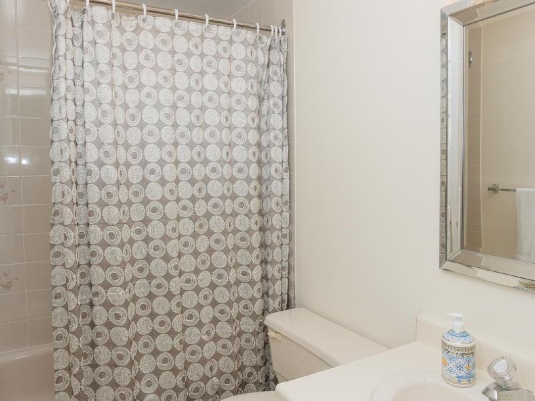 16 - B90 PARKLAWN BOULEVARD, 