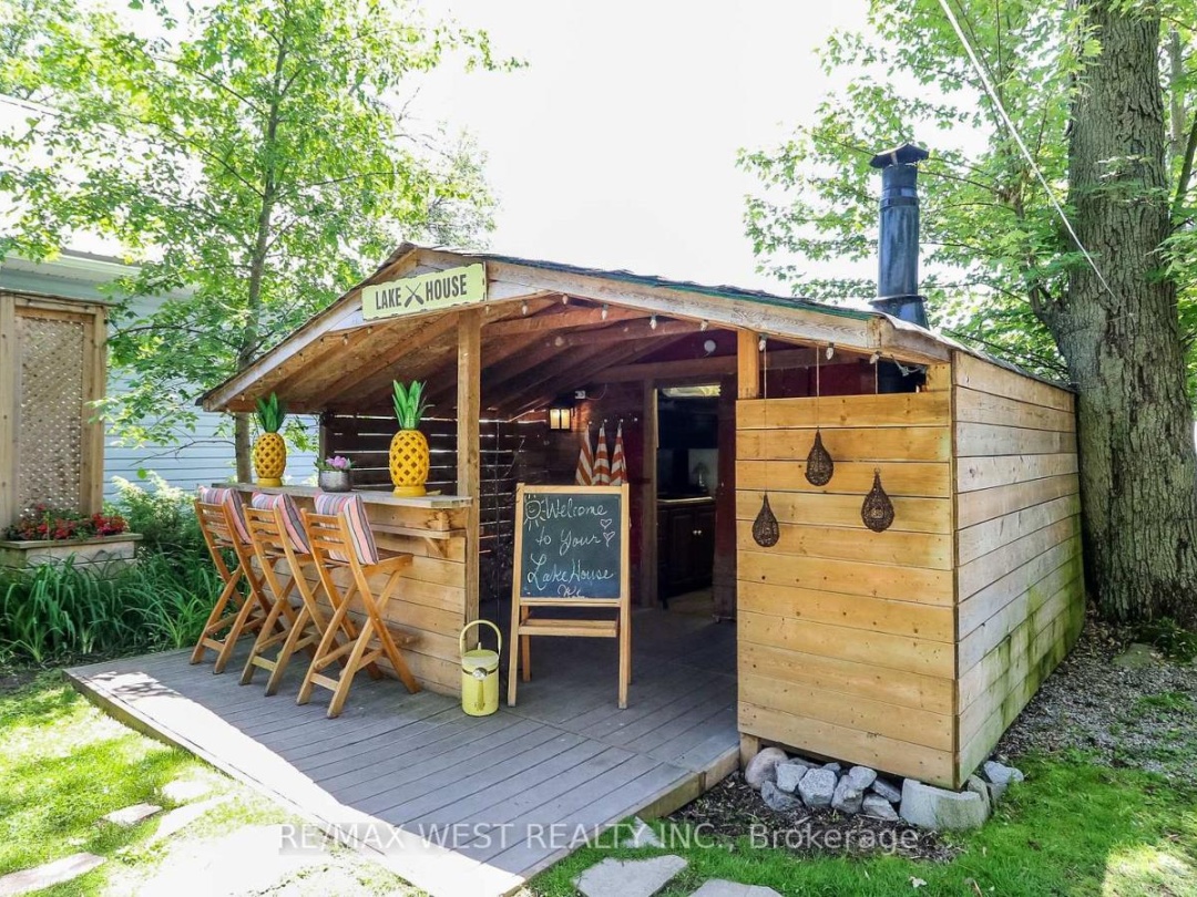 3756 GLENREST DRIVE, 