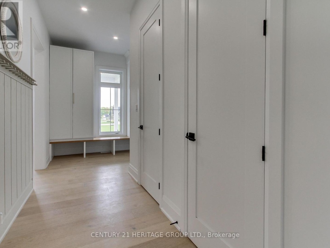 11 Oldenburg Court, Oro-Medonte