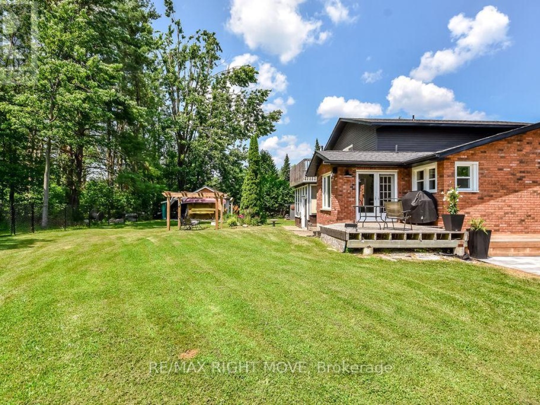 4278 WILSON POINT ROAD N, 