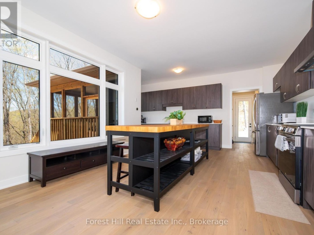 1002 Napier Court, Boyne Lake