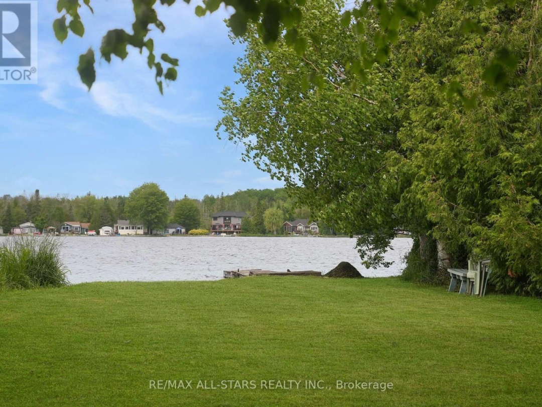43 Sturgeon Glen Road, Sturgeon Lake