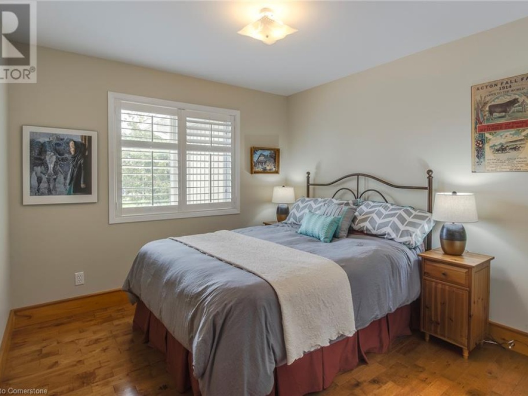 14 Lighthouse Crescent S, Georgian Bay
