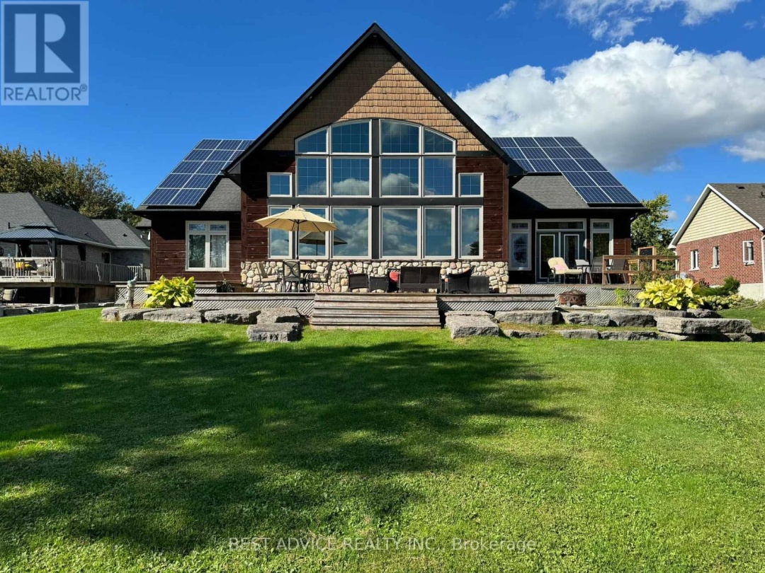 9 Fernwood Lane, Lake Simcoe