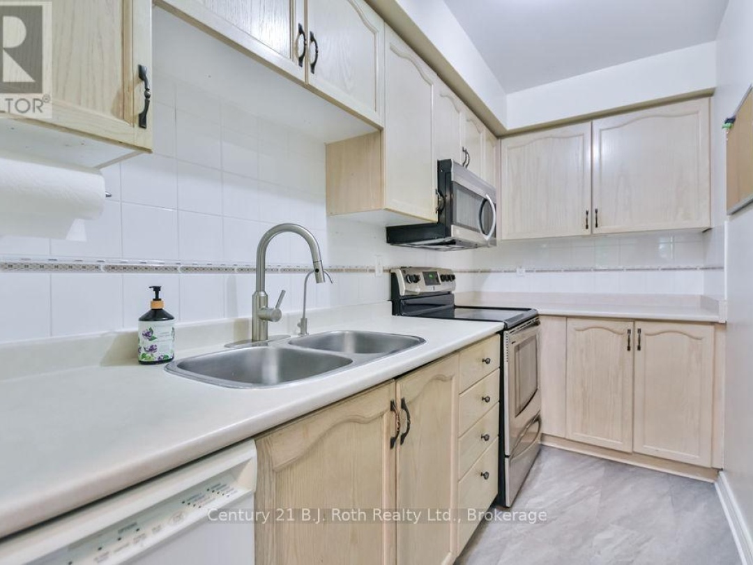 9 492 Laclie Street, Orillia