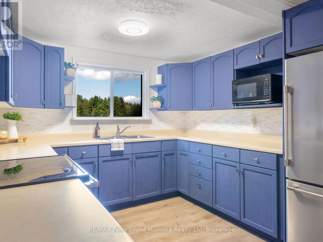 13 Shady Lane, Otter Lake
