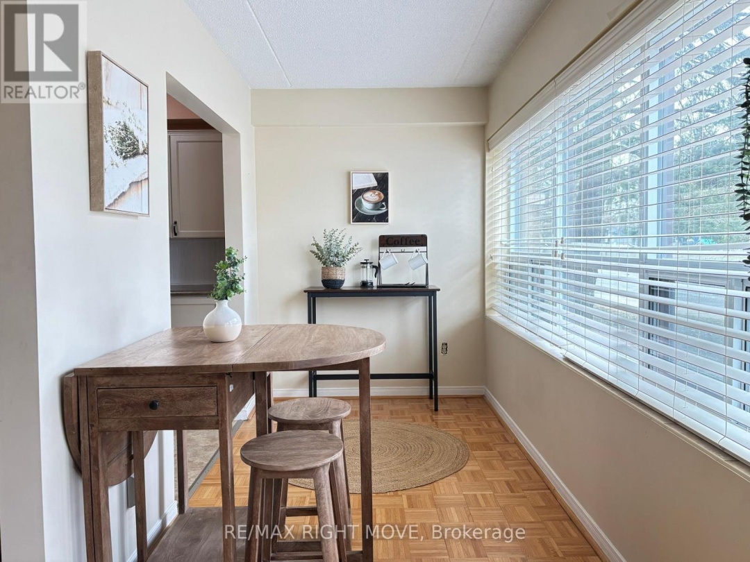 103 54 Fittons Road W, Orillia