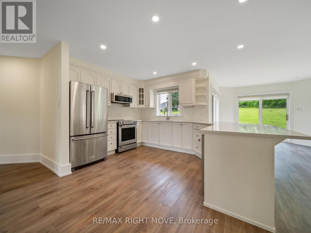 1348 HAWK RIDGE CRESCENT, 