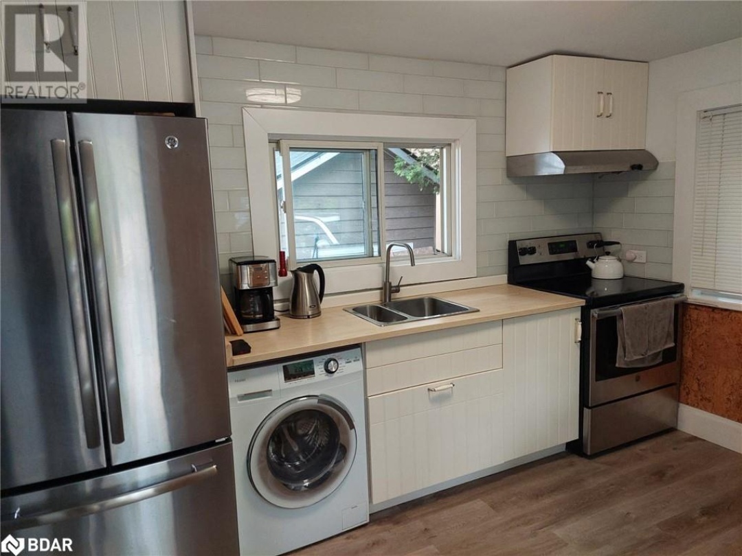 4705 Anderson Avenue, Lake Simcoe